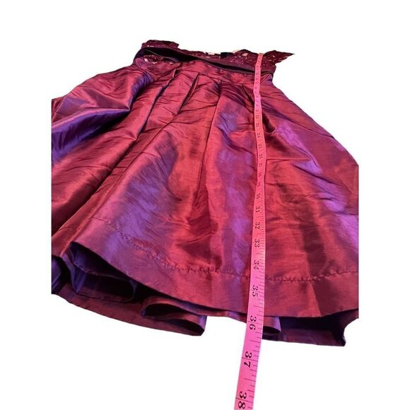 R & M Richards Burgundy Off The Shoulder Short Taffeta Dress 4P wedding party - Picture 9 of 10